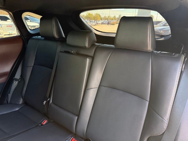 Used 2023 Toyota Venza XLE AWD/4WD image 24