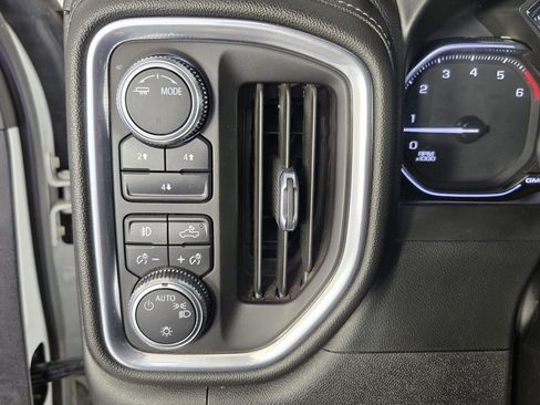 Used 2022 GMC Sierra 2500 SLE w/ SLE Convenience Package image 22