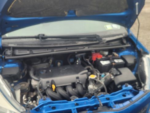 Used 2014 Toyota Yaris LE image 32