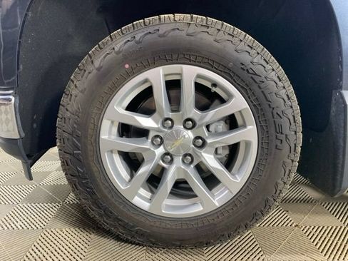 Used 2020 Chevrolet Silverado 1500 LTZ w/ LTZ Plus Package AWD/4WD image 32
