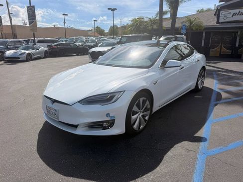 Used 2021 Tesla Model S AWD image 3