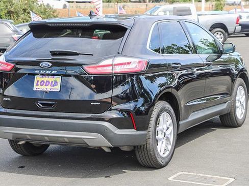 Used 2024 Ford Edge SEL image 4