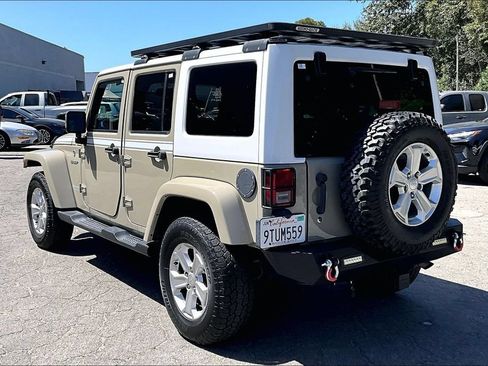 Used 2017 Jeep Wrangler Unlimited Sahara w/ Quick Order Package 24E Chief AWD/4WD image 6
