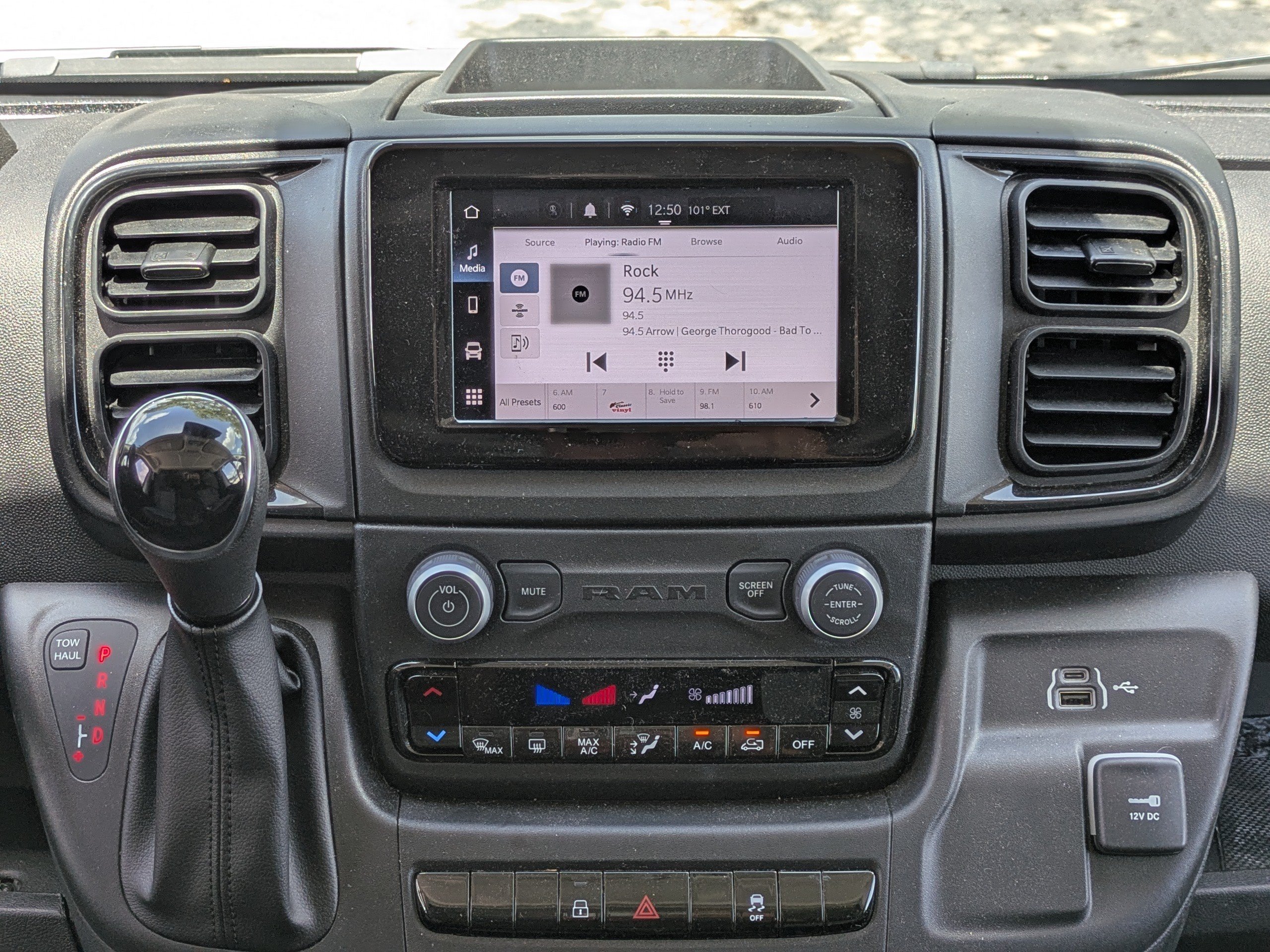 Used 2026 RAM ProMaster 2500 w/ Convenience Group FWD image 15