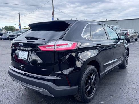 Used 2023 Ford Edge SEL w/ Convenience Package AWD/4WD image 3
