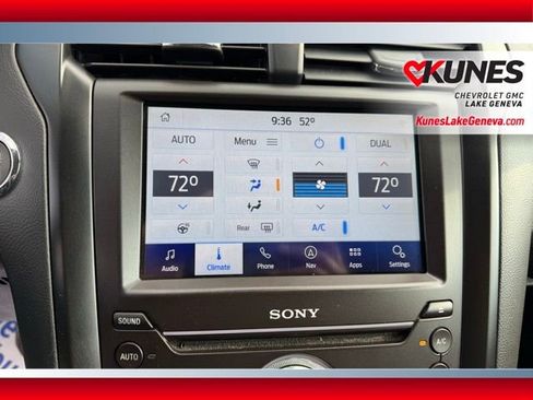 Used 2019 Ford Fusion Titanium image 32