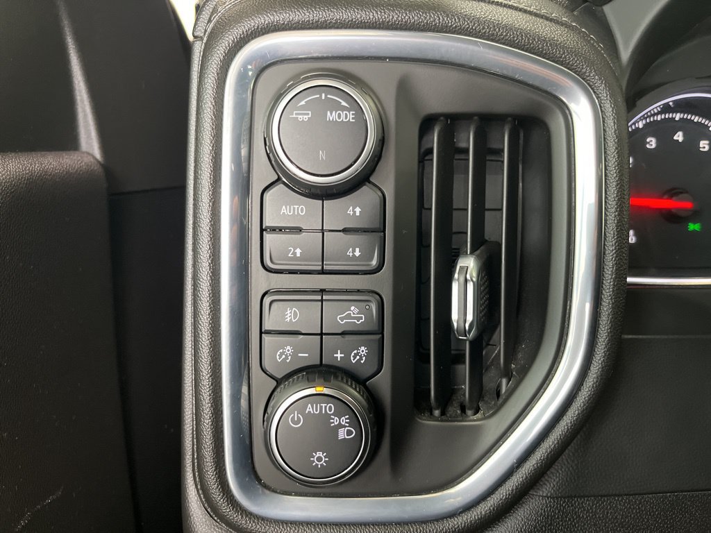 Used 2021 Chevrolet Silverado 1500 LT Trail Boss AWD/4WD image 13
