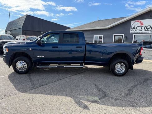 Used 2021 RAM 3500 Big Horn w/ Level 1 Equipment Group AWD/4WD image 2