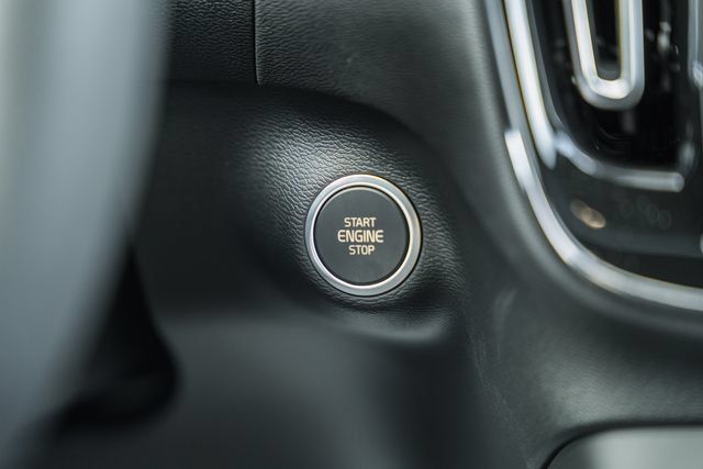 New 2026 Volvo XC40 B5 Ultra w/ Climate Package AWD/4WD image 28