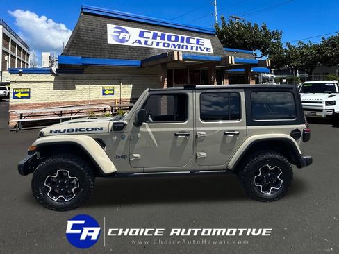 Used 2022 Jeep Wrangler Unlimited Rubicon 4xe w/ Steel Bumper Group AWD/4WD image 3