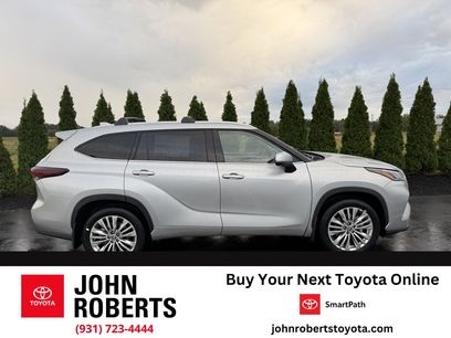 New 2025 Toyota Highlander Platinum