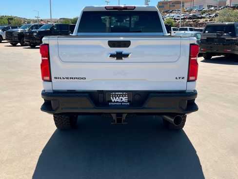 New 2026 Chevrolet Silverado 2500 LTZ w/ LTZ Plus Package AWD/4WD image 5