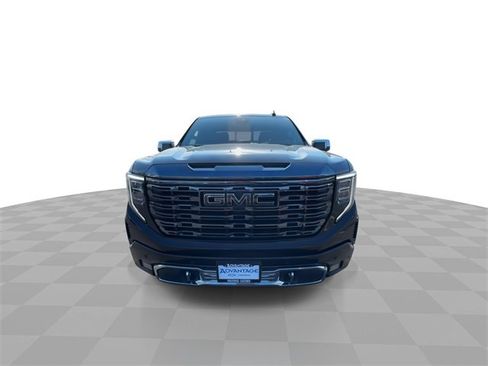 Certified 2022 GMC Sierra 1500 Denali Ultimate image 3