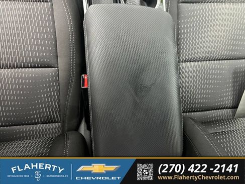 Used 2025 Chevrolet Equinox LT FWD image 29