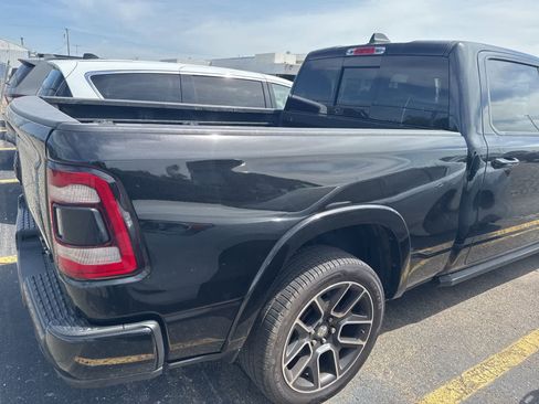 Used 2019 RAM 1500 Laramie AWD/4WD image 14