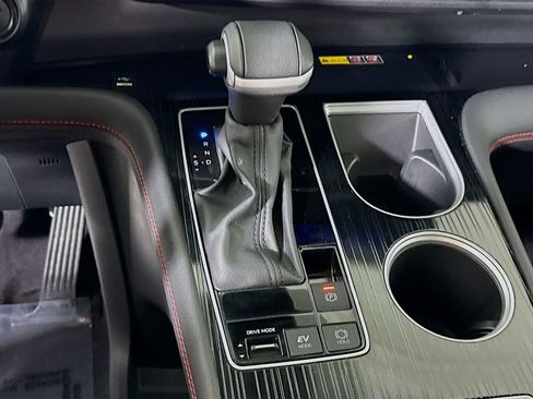 Certified 2025 Toyota Sienna XSE AWD/4WD image 11