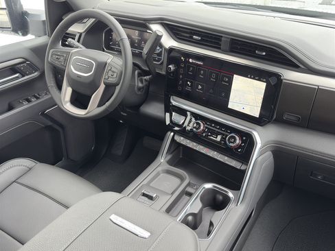 New 2025 GMC Sierra 2500 Denali w/ Denali Reserve Package image 14