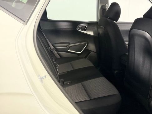 Used 2025 Kia Soul LX FWD image 29