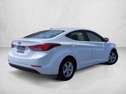 Used 2015 Hyundai Elantra SE FWD image 5