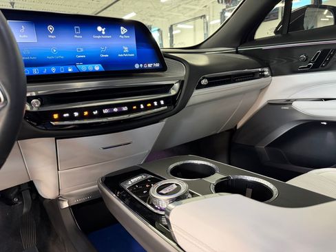 Certified 2024 Cadillac Lyriq Luxury RWD image 19