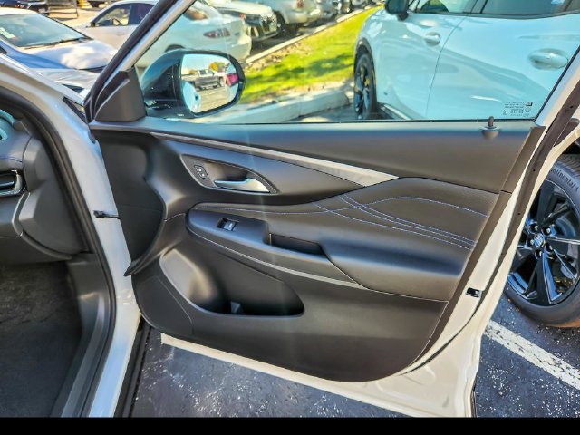 New 2026 Buick Envista Sport Touring w/ Convenience I Package FWD image 22
