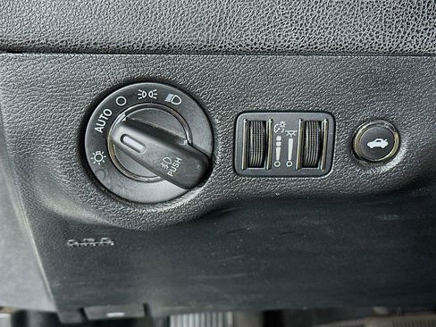 Used 2022 Chrysler 300 S image 17