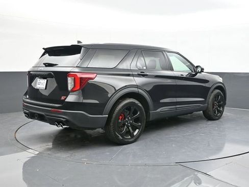 Used 2022 Ford Explorer ST w/ Equipment Group 401A image 14