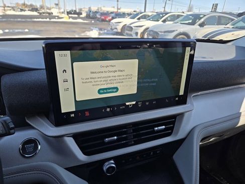 New 2026 Ford Explorer Active image 10