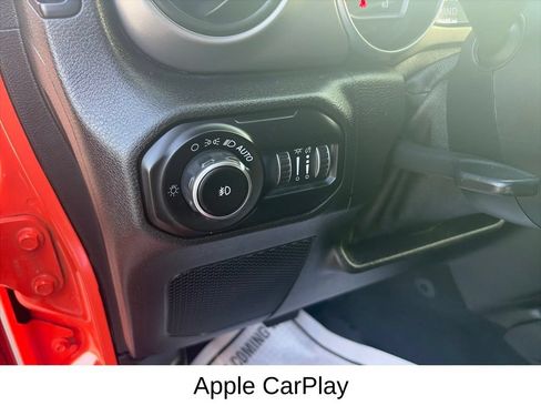Used 2020 Jeep Wrangler Sport AWD/4WD image 16