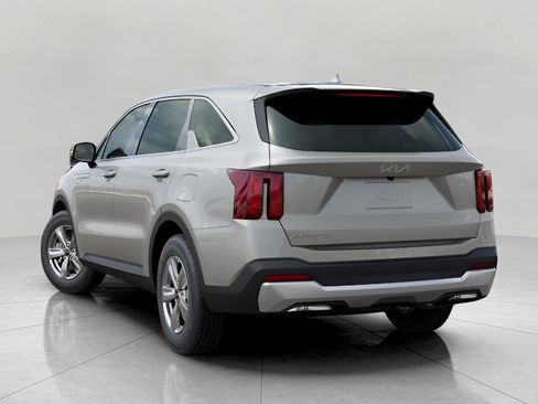 New 2026 Kia Sorento LX FWD image 4