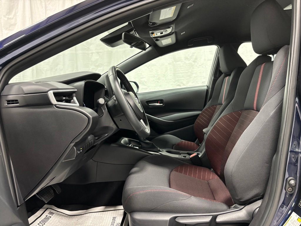 Used 2026 Toyota Corolla SE FWD image 14