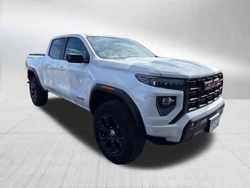 Used 2024 GMC Canyon Elevation w/ Convenience Package AWD/4WD image 5