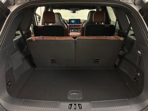 New 2026 Lincoln Aviator Reserve image 38