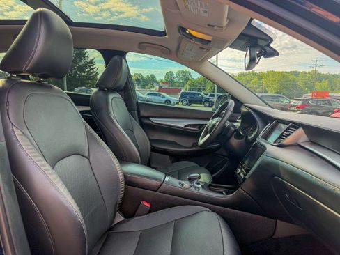 Used 2019 INFINITI QX50 Essential w/ Premium Audio Package FWD image 20