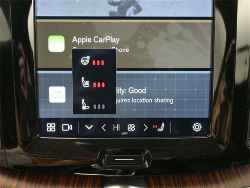 Used 2023 Volvo XC60 B5 Ultimate w/ Climate Package image 23