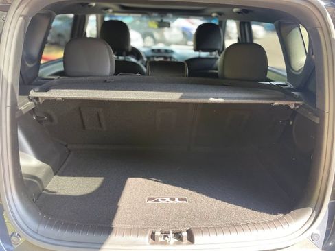 Used 2015 Kia Soul + w/ Primo Package FWD image 21