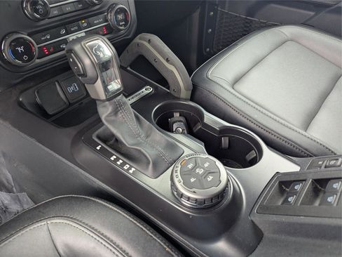 Used 2024 Ford Bronco Everglades image 18