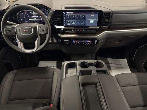 New 2026 GMC Sierra 1500 SLE image 22