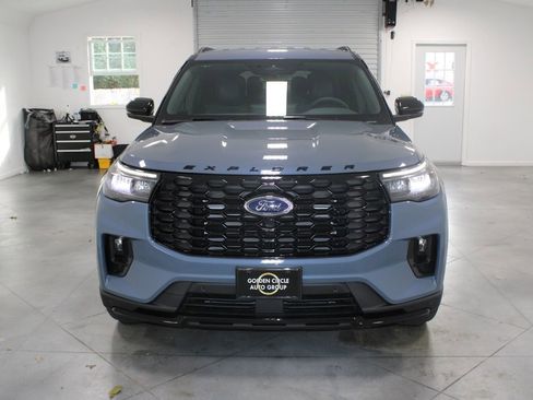 New 2026 Ford Explorer ST-Line w/ ST-Line Street Pack image 2