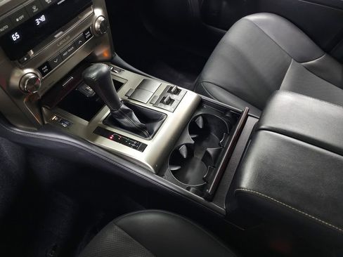 Used 2019 Lexus GX 460 Premium AWD/4WD image 24
