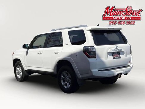 Used 2016 Toyota 4Runner SR5 Premium AWD/4WD image 5