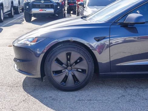 Used 2024 Tesla Model 3 Standard Range image 9