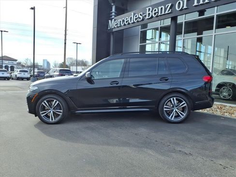 Used 2020 BMW X7 M50i w/ Luxury Seating Package image 3