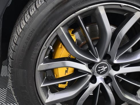 Used 2021 Maserati Levante GranSport image 22