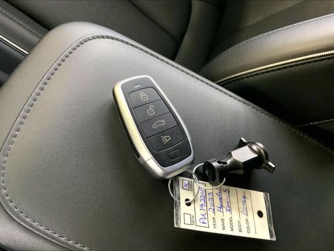 Used 2023 Hyundai Ioniq 5 SEL AWD/4WD image 14
