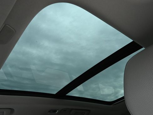 Used 2022 Volvo XC90 T6 Momentum w/ Protection Package Premier image 20