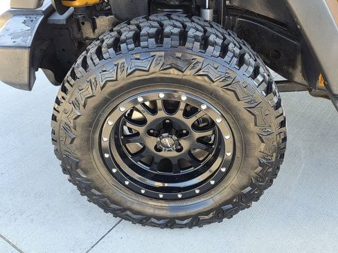 Used 2014 Jeep Wrangler Unlimited Sport image 25