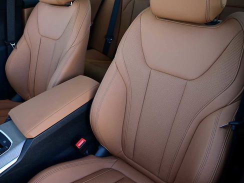 New 2026 BMW 330i xDrive Sedan w/ Premium Package image 9