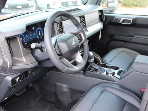 New 2026 Ford Bronco Badlands AWD/4WD image 8