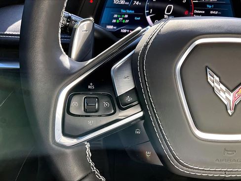 Used 2025 Chevrolet Corvette Stingray Coupe w/ 1LT image 18